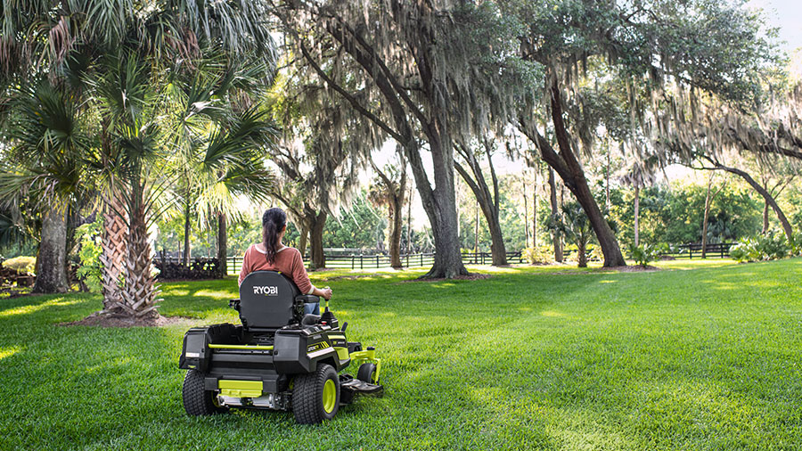 Tondeuse sur batterie Rider Zero-Turn RY72ZTRX107-210 107 cm 72 V Ryobi Tondeuse sur batterie Rider Zero-Turn RY72ZTRX107-210 107 cm 72 V Ryobi